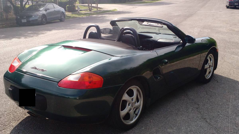 Illustration for article titled At $4,900, Could This Very Verdant 2000 Porsche Boxster Get Your Green?